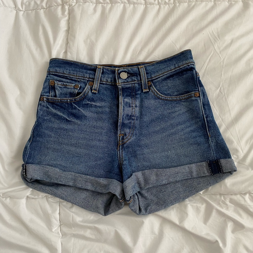 Levi’s denim shorts